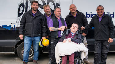 2:00 PM: DIY SOS (S30 E1) (S30) | W | 12/17 2025