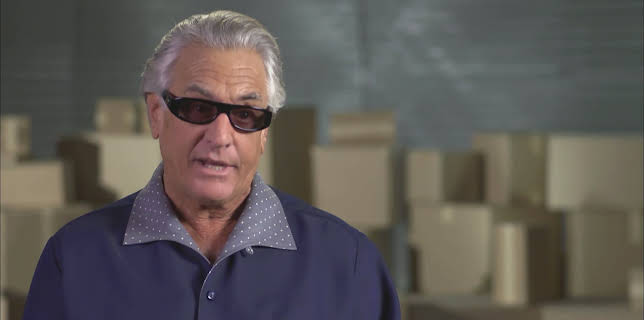 10:15: Storage Wars (S2 E33) (S2) | TV10 | 2/16 2026