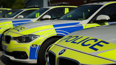 12:00 PM: Traffic Cops (S8 E9) (S8) | 5 Star | 4/8 2026