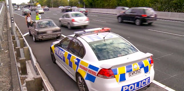 3:15 AM: Motorway Patrol (S14 E2) (S14) | Paramount | 12/8 2025