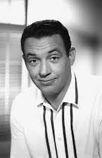 Jerry Paris som Director