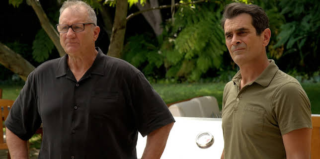 6:30 AM: Modern Family | E4 | 12/5 2025