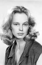 Sandy Dennis como Honey