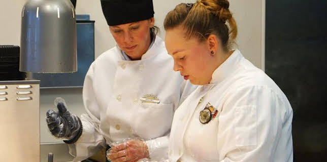 1:50 AM: Undercover Boss USA | Channel 4 | 12/9 2025