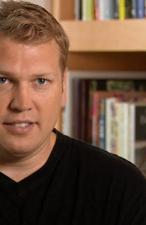 Christopher Nowinski as 