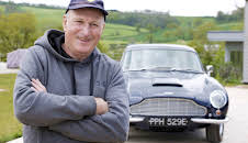 Bangers & Cash (S5 E9)