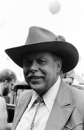 Albert Salmi as 