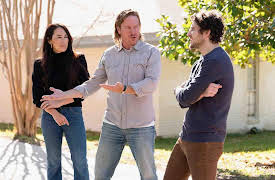 Fixer Upper: Welcome Home, Season 1: Planting Roots in Waco