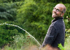 Søren Vesters hage: Vann, tiss og altanliv