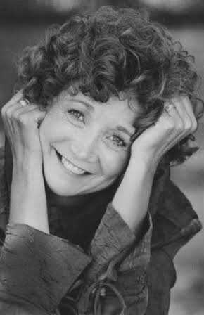 Lynne Griffin as 