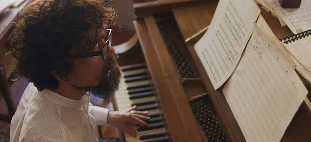 Anne Hathaway star in the first trailer for 'She Came To Me.'