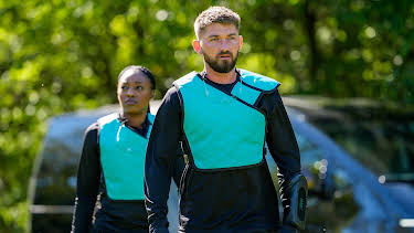 10:00 PM: New: The Hunt: Prey vs Predator | Channel 4 | 4/6 2026