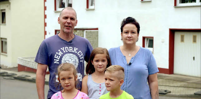 10:15: Zuhause im Glück - Unser Einzug in ein neues Leben | RTL 2 | 2/21 2026