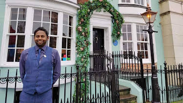 10:55 AM: Four in a Bed | More 4 | 4/10 2026