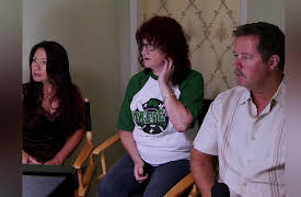 Mystery Diners Season 1: Raiding the Bar