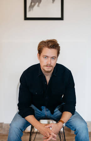 Christoph Sanders as 