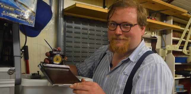 14:10: På skattejakt i Yorkshire: Klokker, lighterar og porselenshestar | NRK 2 | 1/7 2026