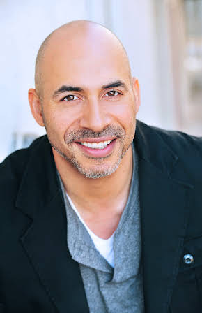 Benjamin Easterday as Lars