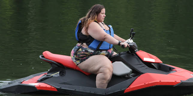 04:55: My Big Fat Fabulous Life (S5 E7) (S5) | TLC | 11/11 2025