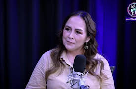 Así o más claro con el Dr. César Lozano season-1: Lo que tu rostro dice de ti