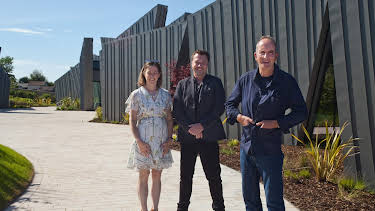 7:55 PM: Grand Designs | More 4 | 12/26 2025