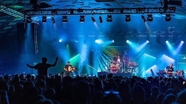 11:05 PM: Peat & Diesel (S2) | BBC Alba | 1/18 2026