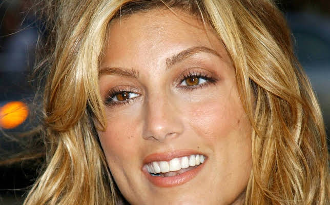 Jennifer Esposito