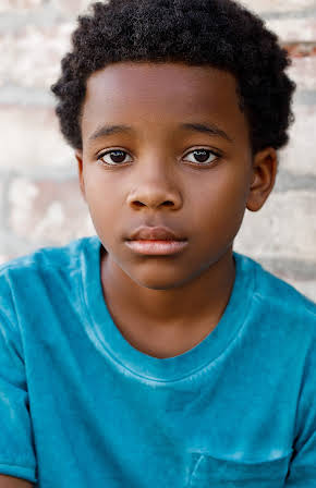 Marcanthonee Reis as 