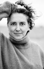 Yolanda Vazquez som 'Helix' interview Interpreter