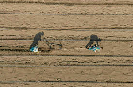 The Amazing Race: Cry and Rally