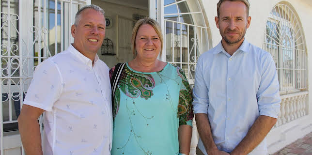 10:25 AM: A Place in the Sun | More 4 | 3/17 2026