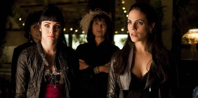 02:45: Lost Girl (S1 E9) (S1) | Viasat Series | 2/18 2026