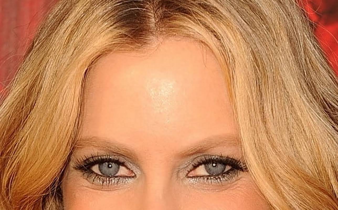 Kristin Bauer van Straten