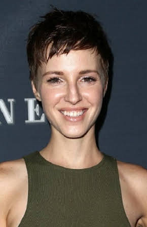 Emma Fitzpatrick as 