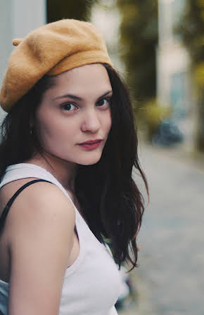 Clémence Boisnard as 