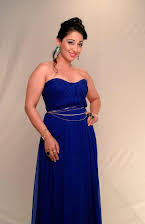 Shruti Ulfat som 