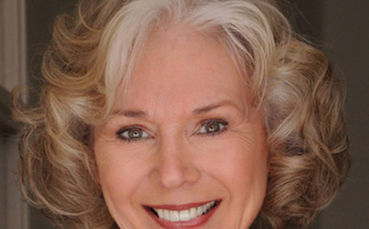Kathryn Leigh Scott