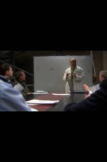 20:01: Stargate Atlantis (T2): Ep.13 Masa crítica | SYFY | 3/30 2026