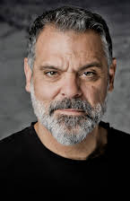 Lolo Herrero como Reynaldo