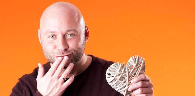 10:00 PM: First Dates | E4 | 11/18 2025