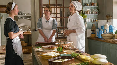 15:35: Seaside Hotel (S06/E04) | One | 4/4 2026