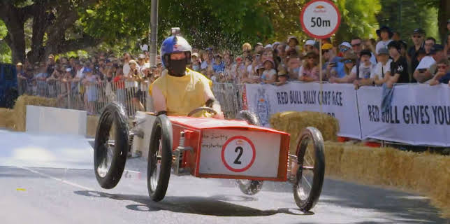 1:10 PM: Red Bull Soapbox Race (S10 E1) (S10) | Dave | 12/22 2025