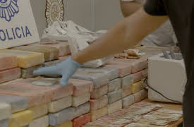 La línea: Kriget mot smugglarna: Avsnitt 2