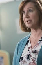 Kelly Holden Bashar som 