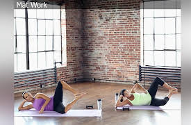 BarreAmped Sleek & Toned Prenatal Workout: BarreAmped Sleek & Toned Prenatal Workout Mat Work
