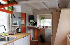 Tiny House, Big Living Season 1: Eco-Living Tiny House