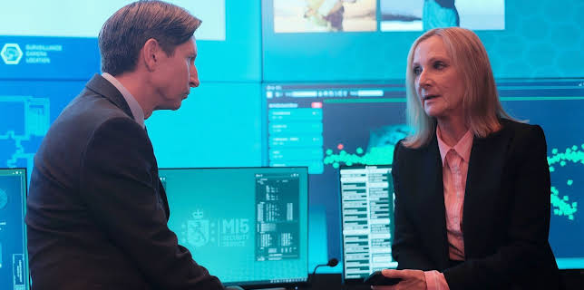 9:00 PM: Red Eye (S2 E5) (S2) | ITV4 | 1/11 2026