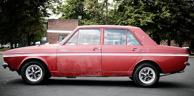 10:00 PM: Bangers & Cash: Restoring Classics (S3 E5) (S3) | Yesterday | 12/16 2025