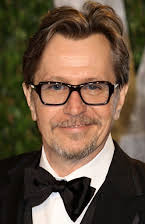 Gary Oldman como 