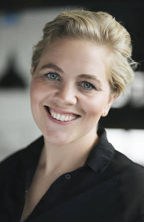 Nel Minchin as Director